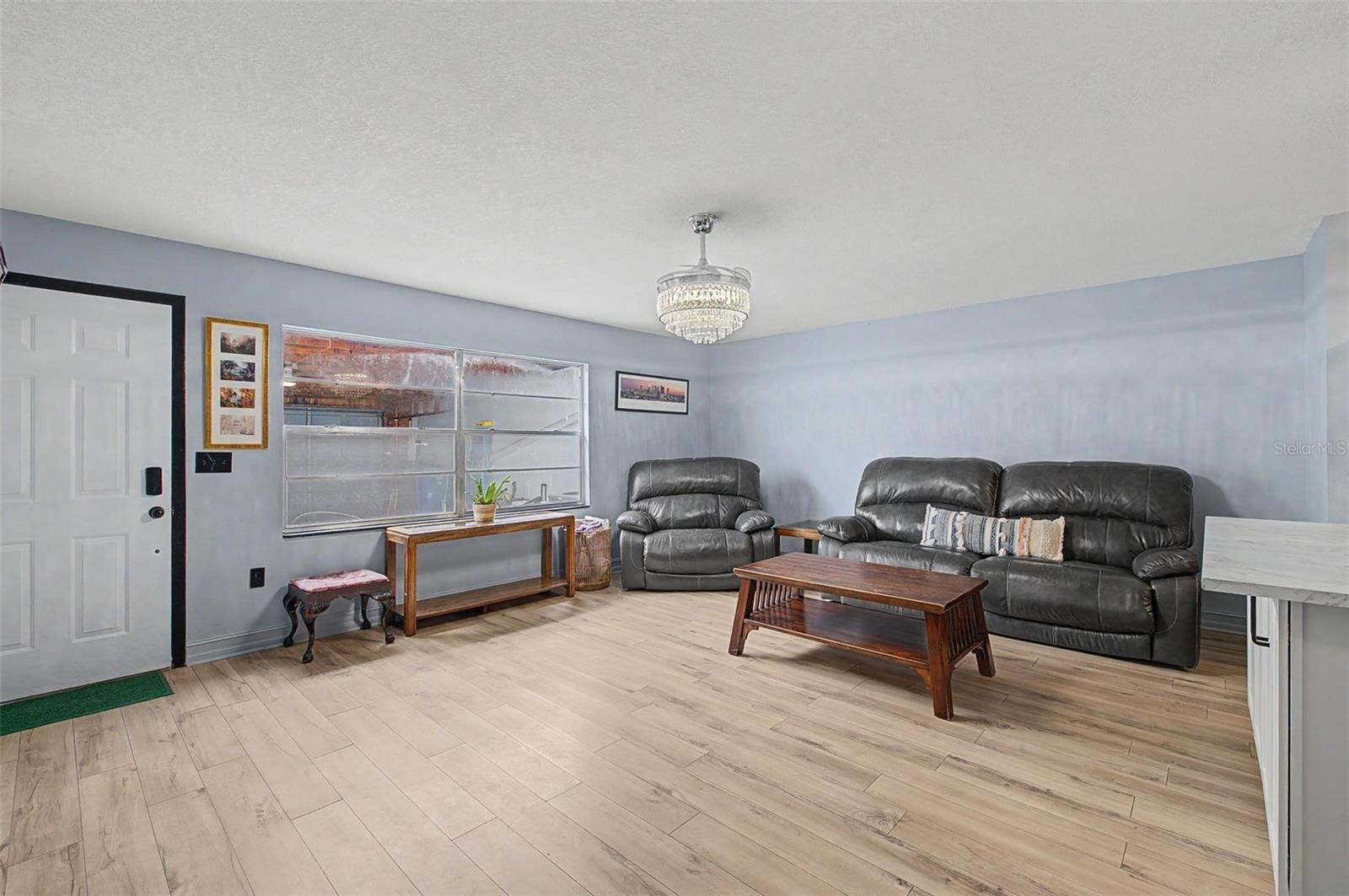 11923 DIETZ DR #8