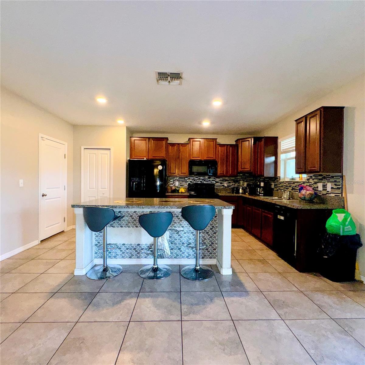 6711 TRENT CREEK DR