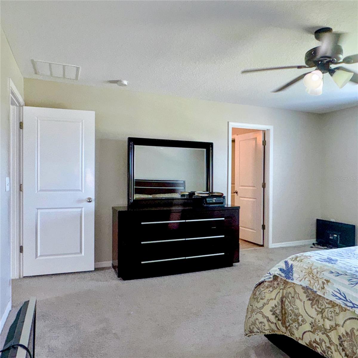 6711 TRENT CREEK DR