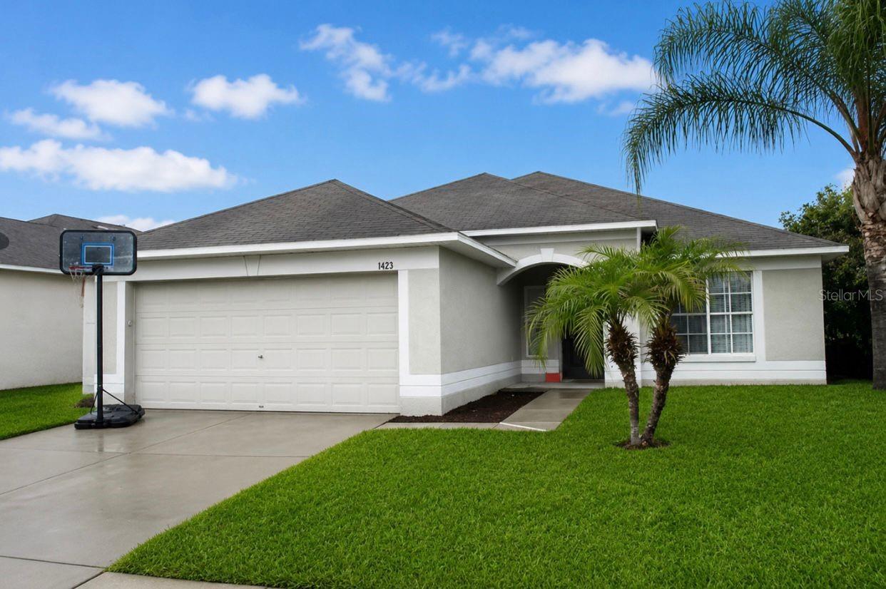 1423 Ocean Reef Rd, Zephyrhills