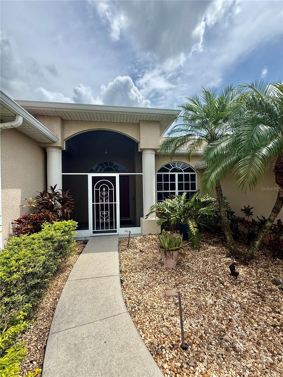3735 GAVIOTA DR