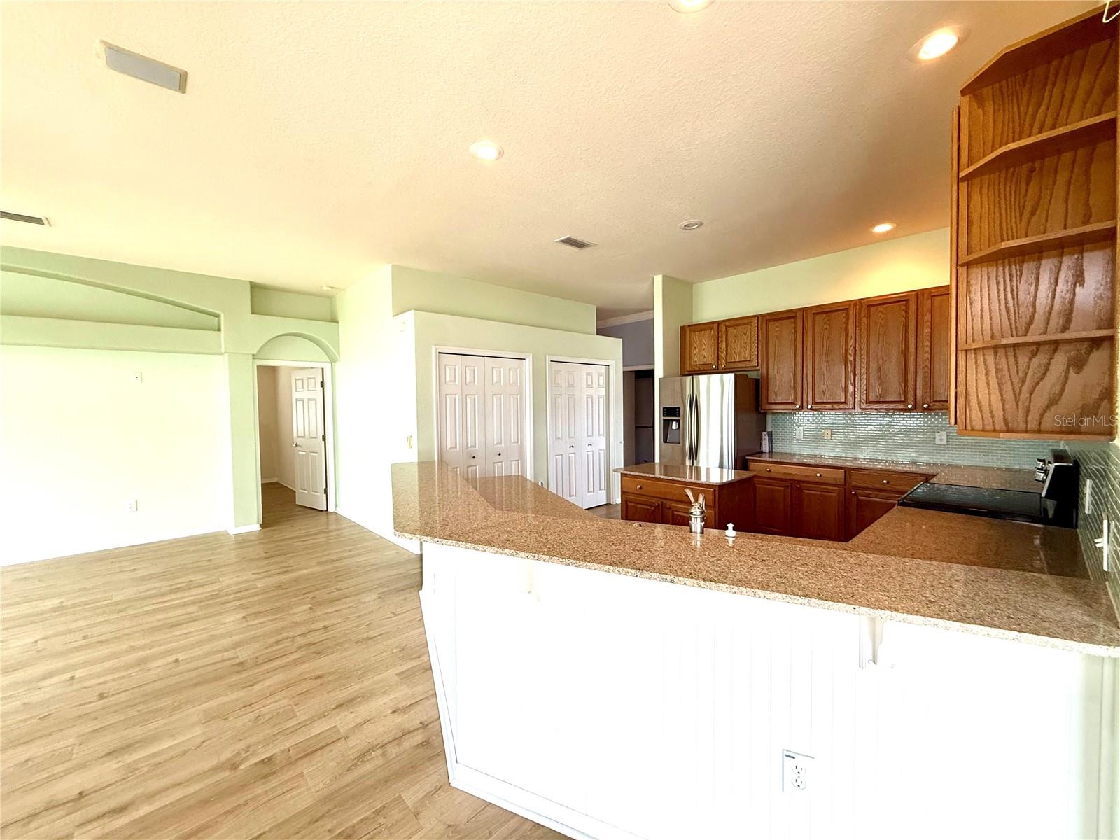 3735 GAVIOTA DR