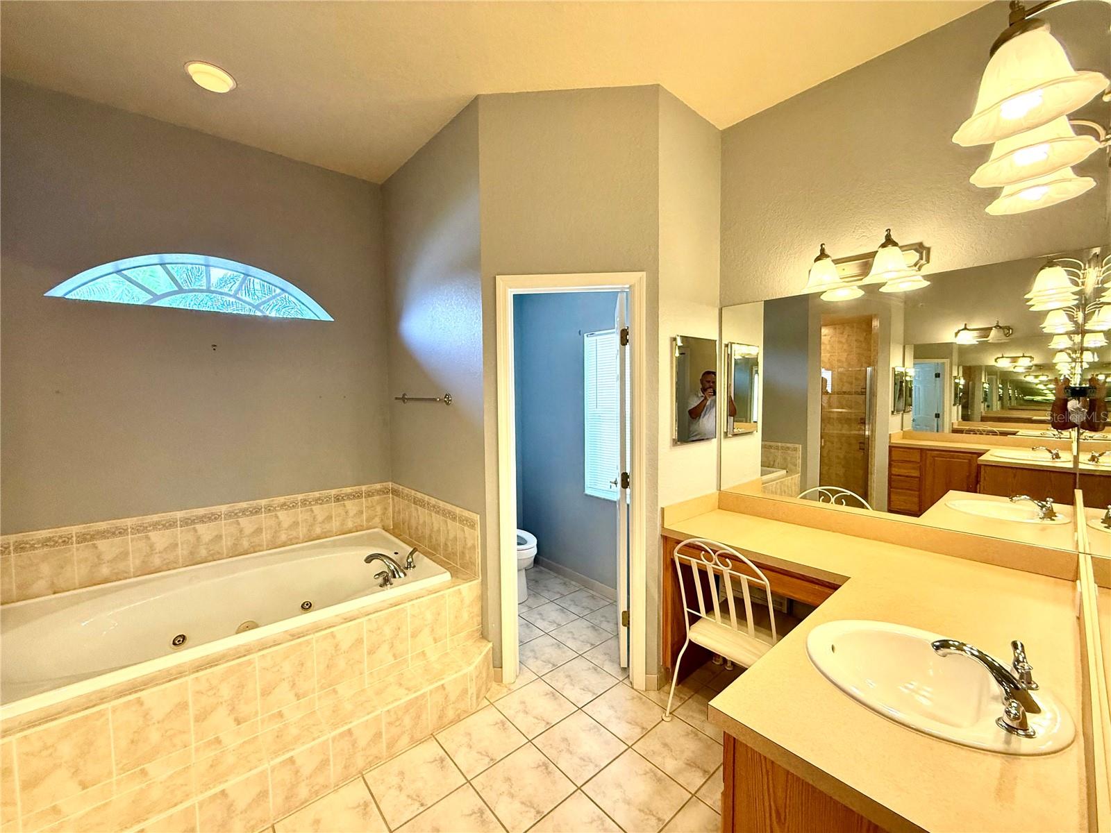 3735 GAVIOTA DR