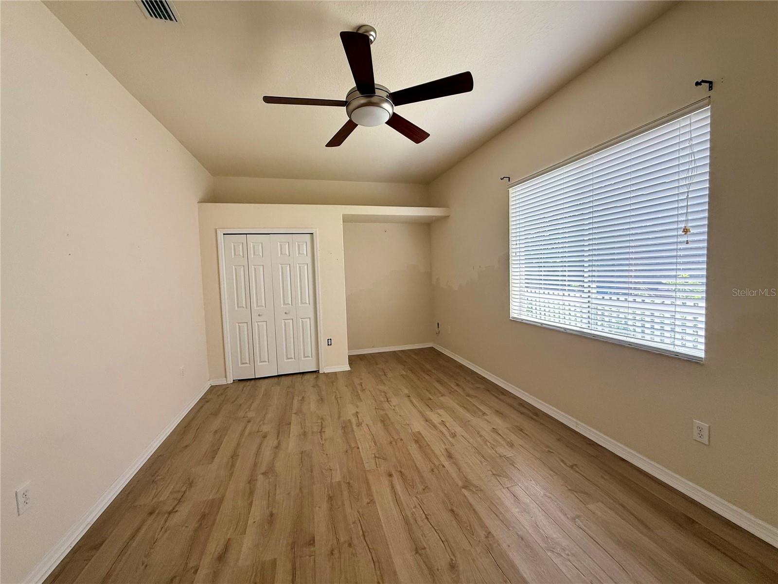3735 GAVIOTA DR
