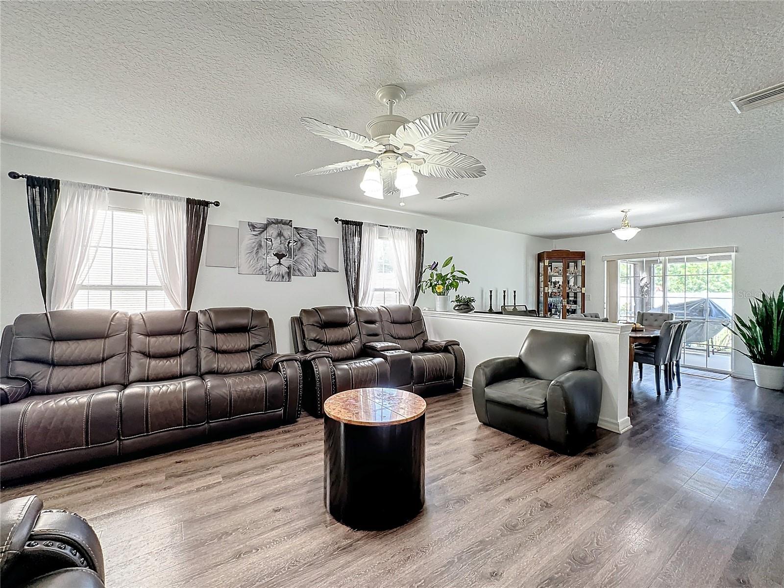 6312 MAGNOLIA TRAILS LN