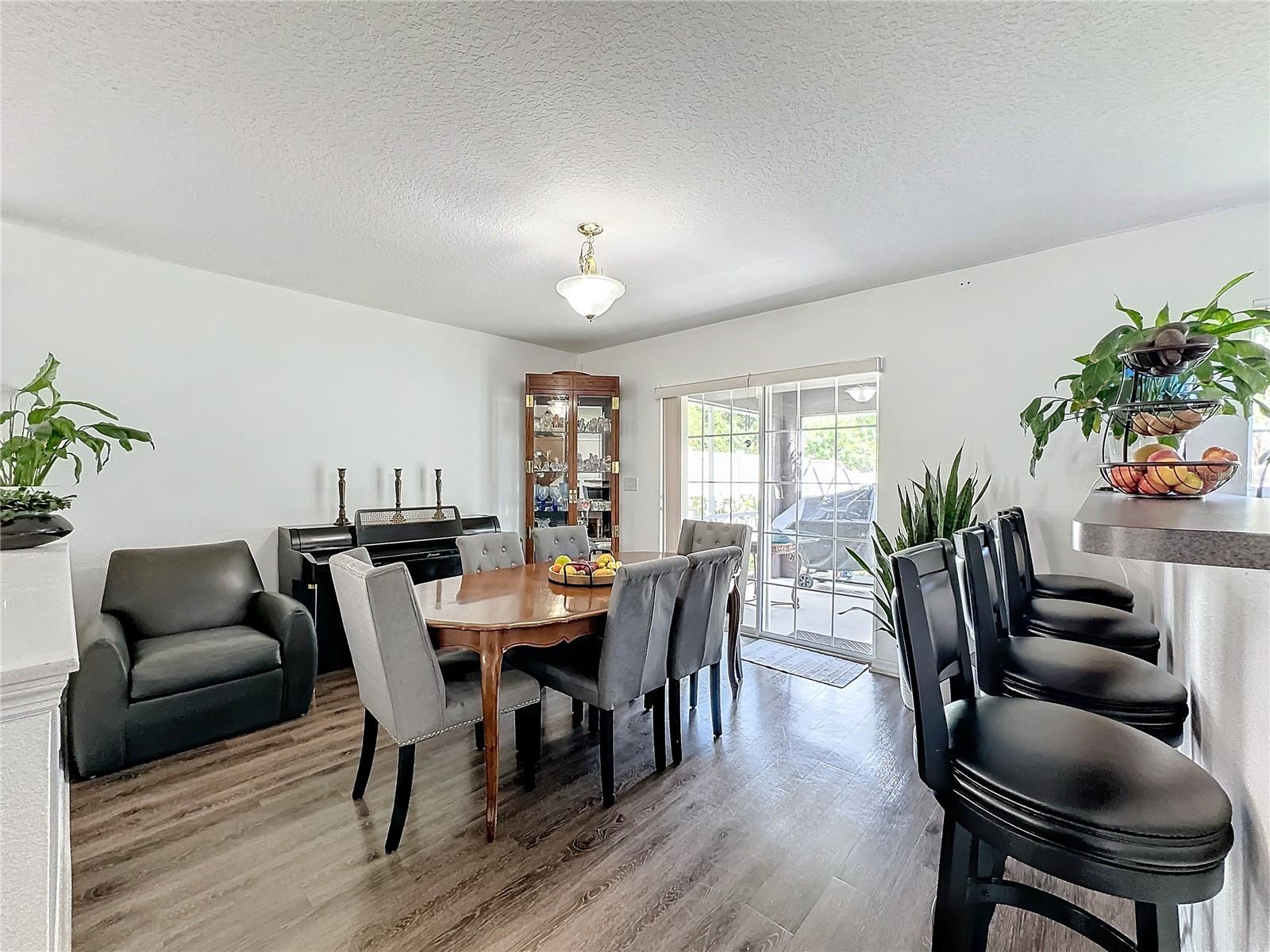 6312 MAGNOLIA TRAILS LN