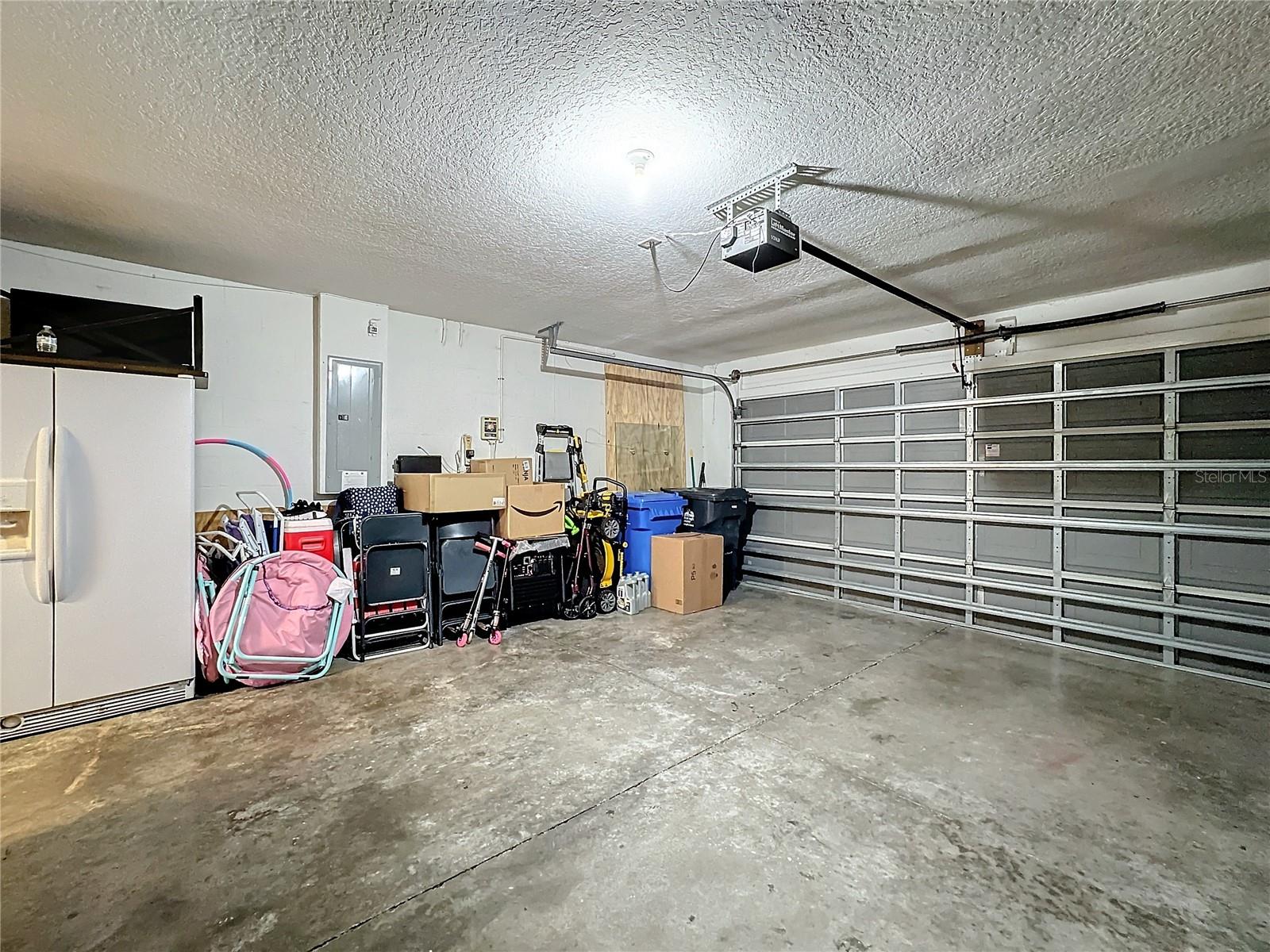 6312 MAGNOLIA TRAILS LN