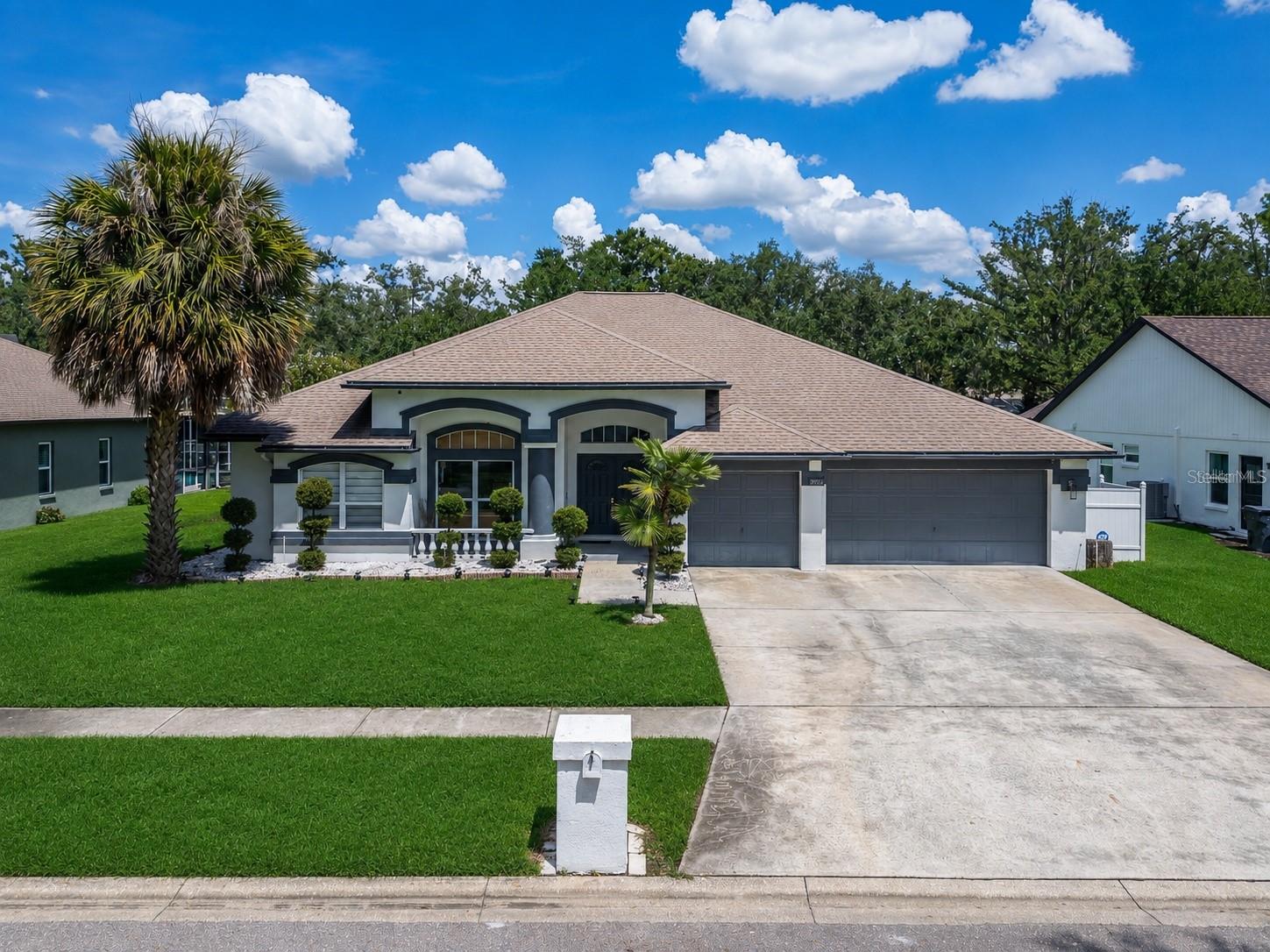 3926 NORTHRIDGE DR