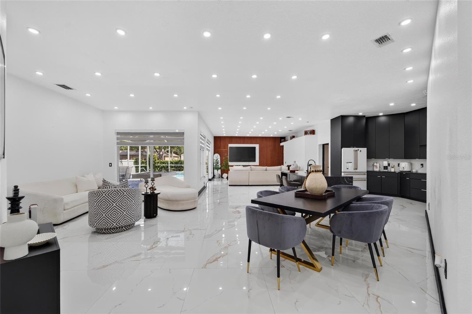 3926 NORTHRIDGE DR