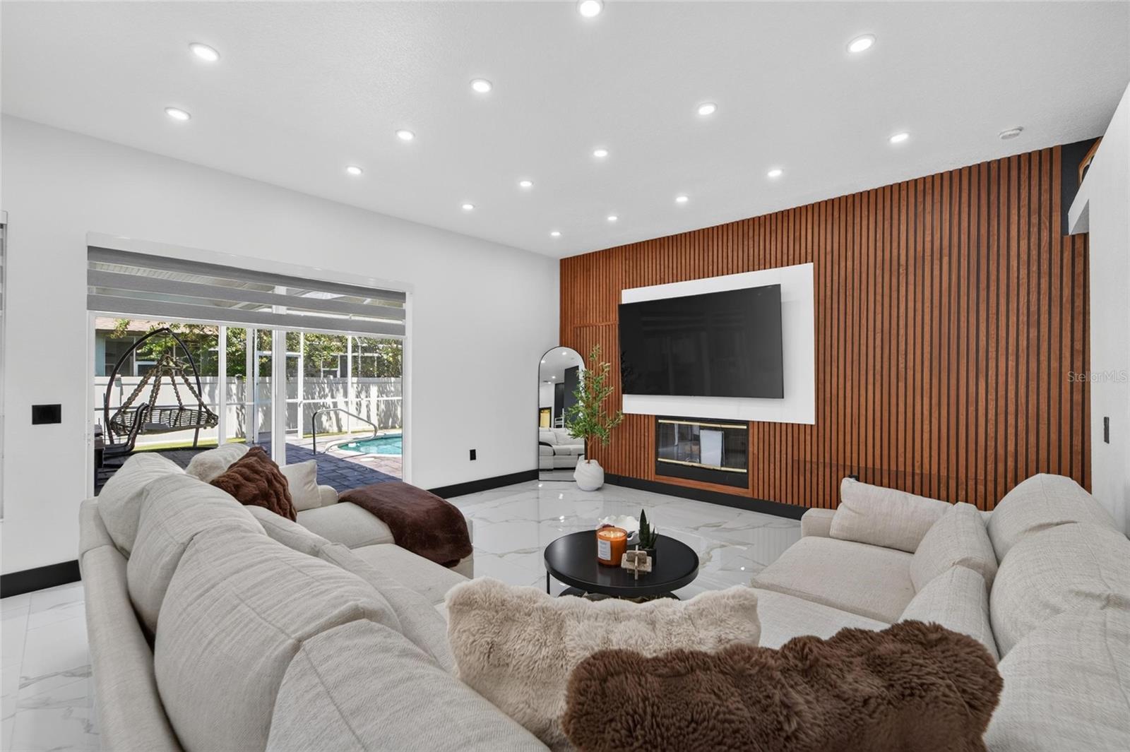 3926 NORTHRIDGE DR