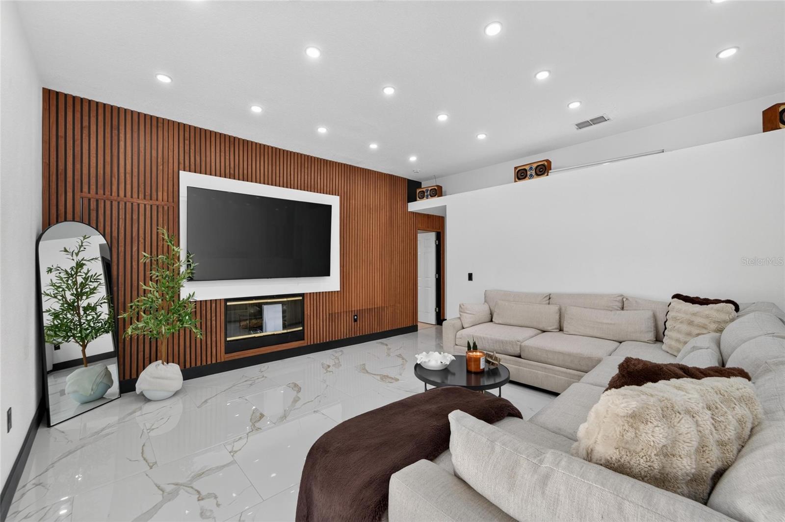 3926 NORTHRIDGE DR