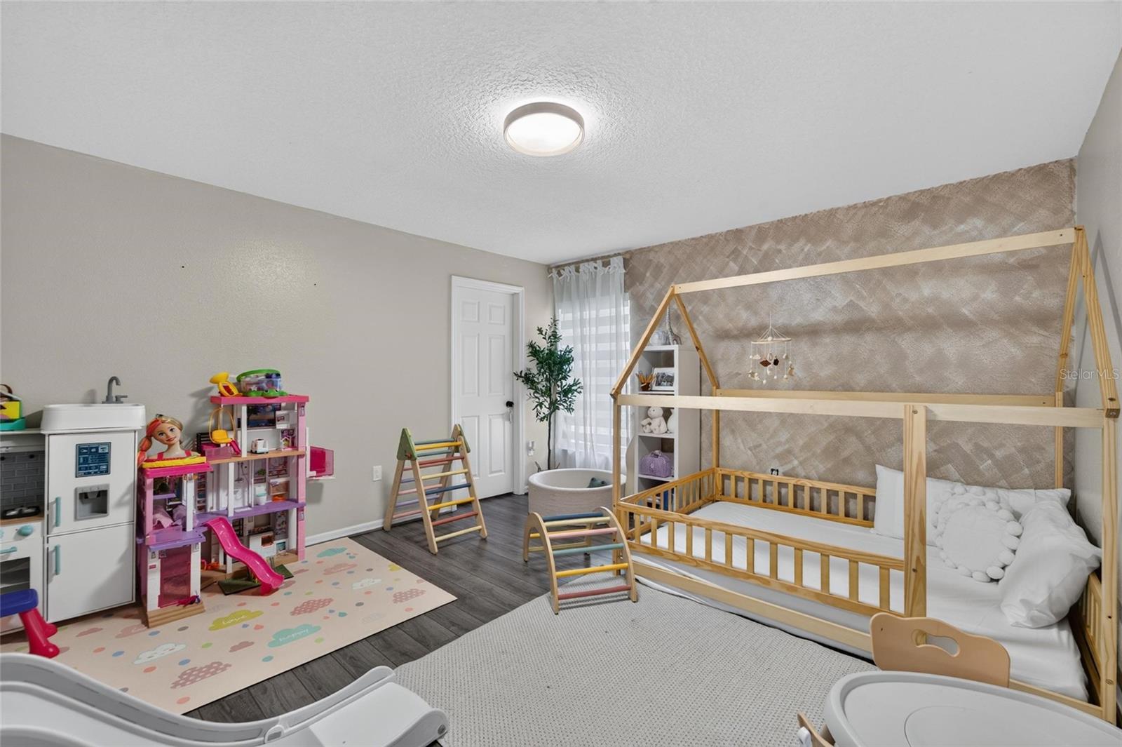 3926 NORTHRIDGE DR