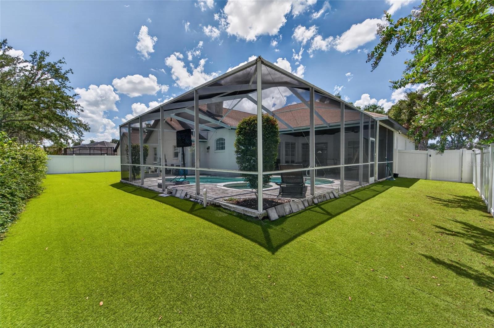 3926 NORTHRIDGE DR