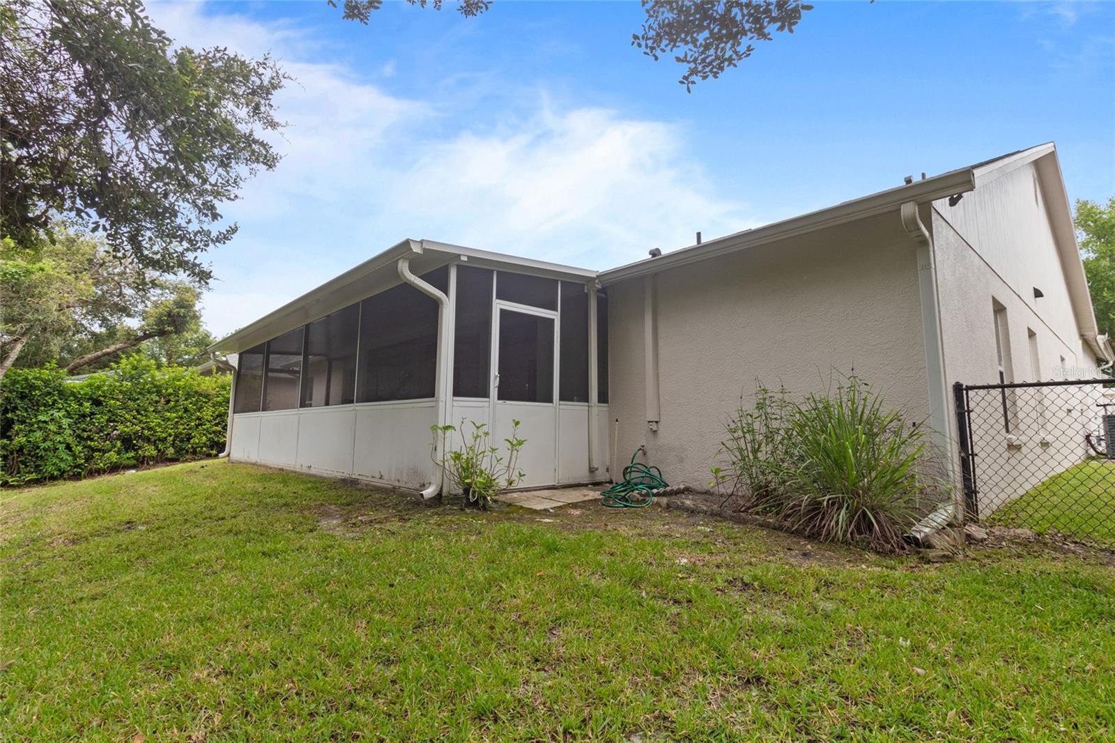 10217 TIMBERLAND POINT DR