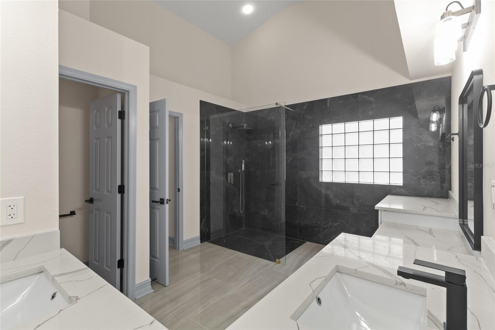 10217 TIMBERLAND POINT DR