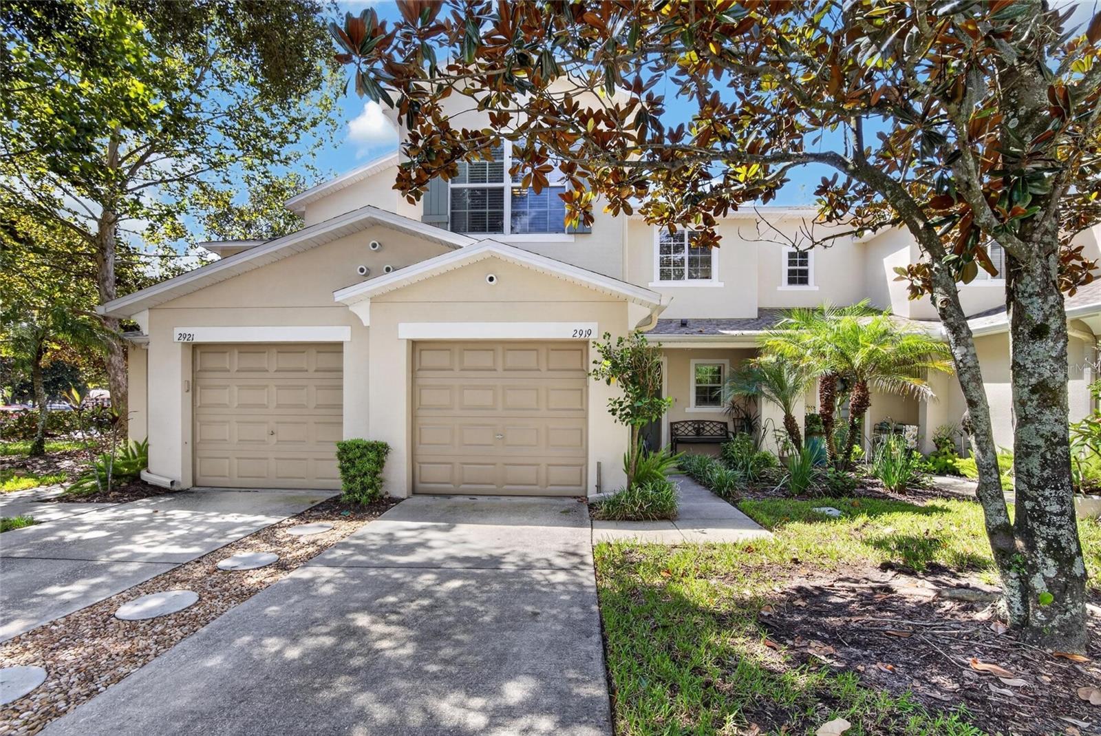 2919 Royal Tuscan Ln, Valrico