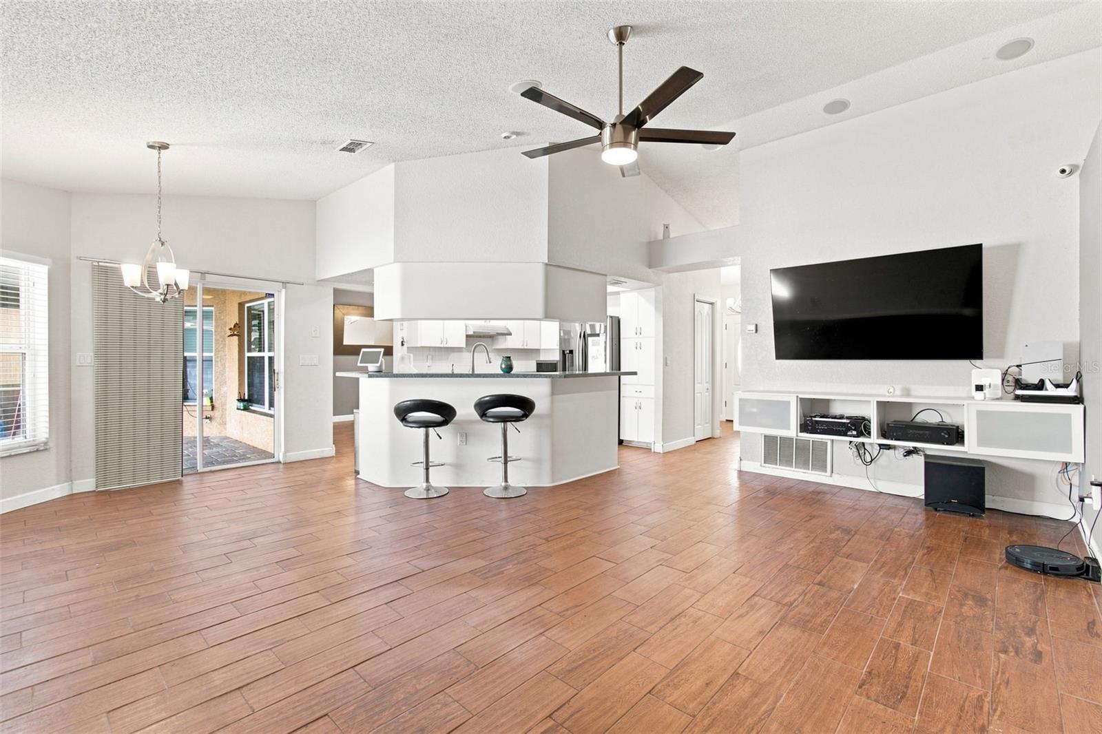10149 BRIAR CIR