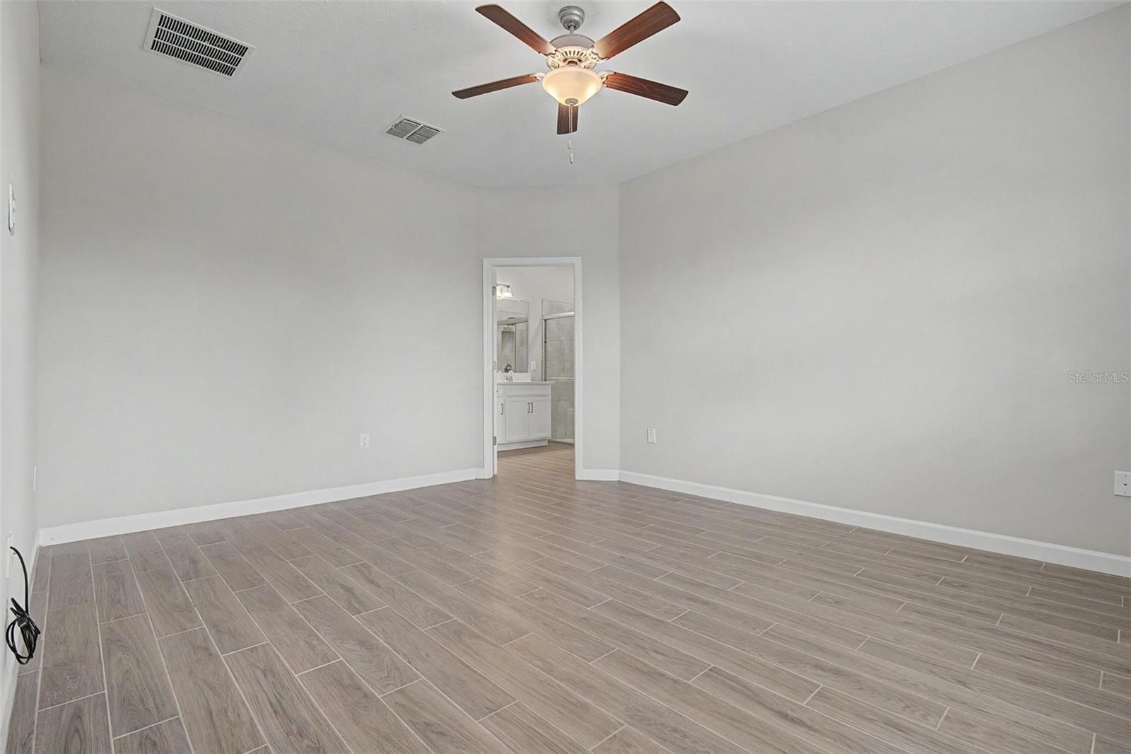 31603 MAGNA GULF LOOP