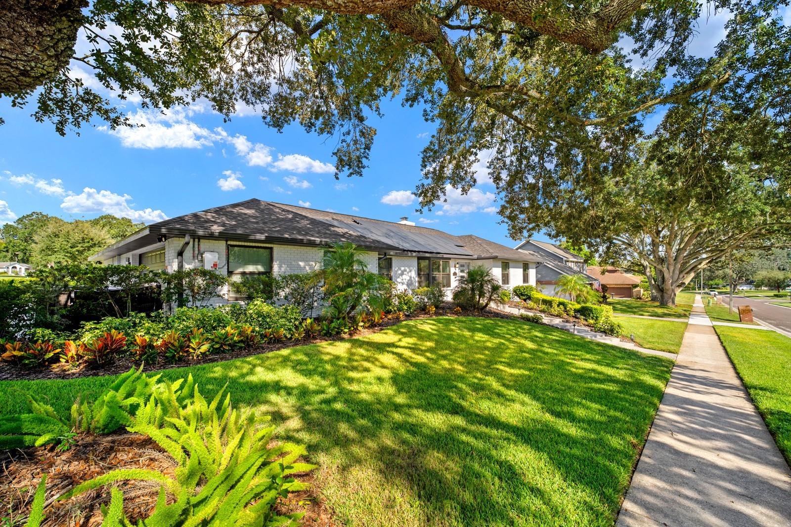 2709 FAIRWAY VIEW DR