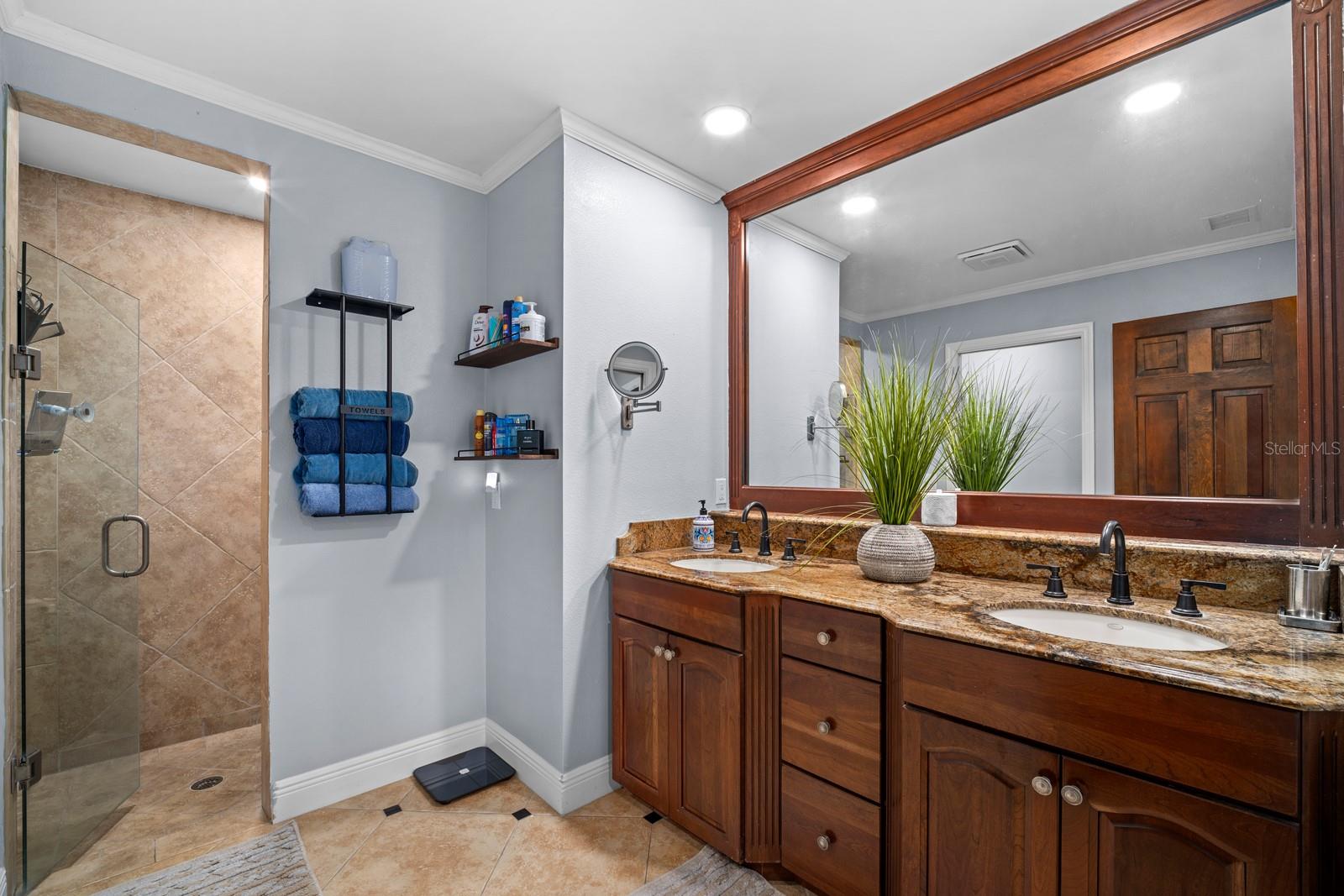 2709 FAIRWAY VIEW DR