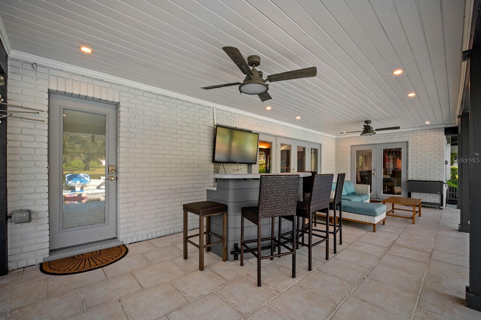 2709 FAIRWAY VIEW DR