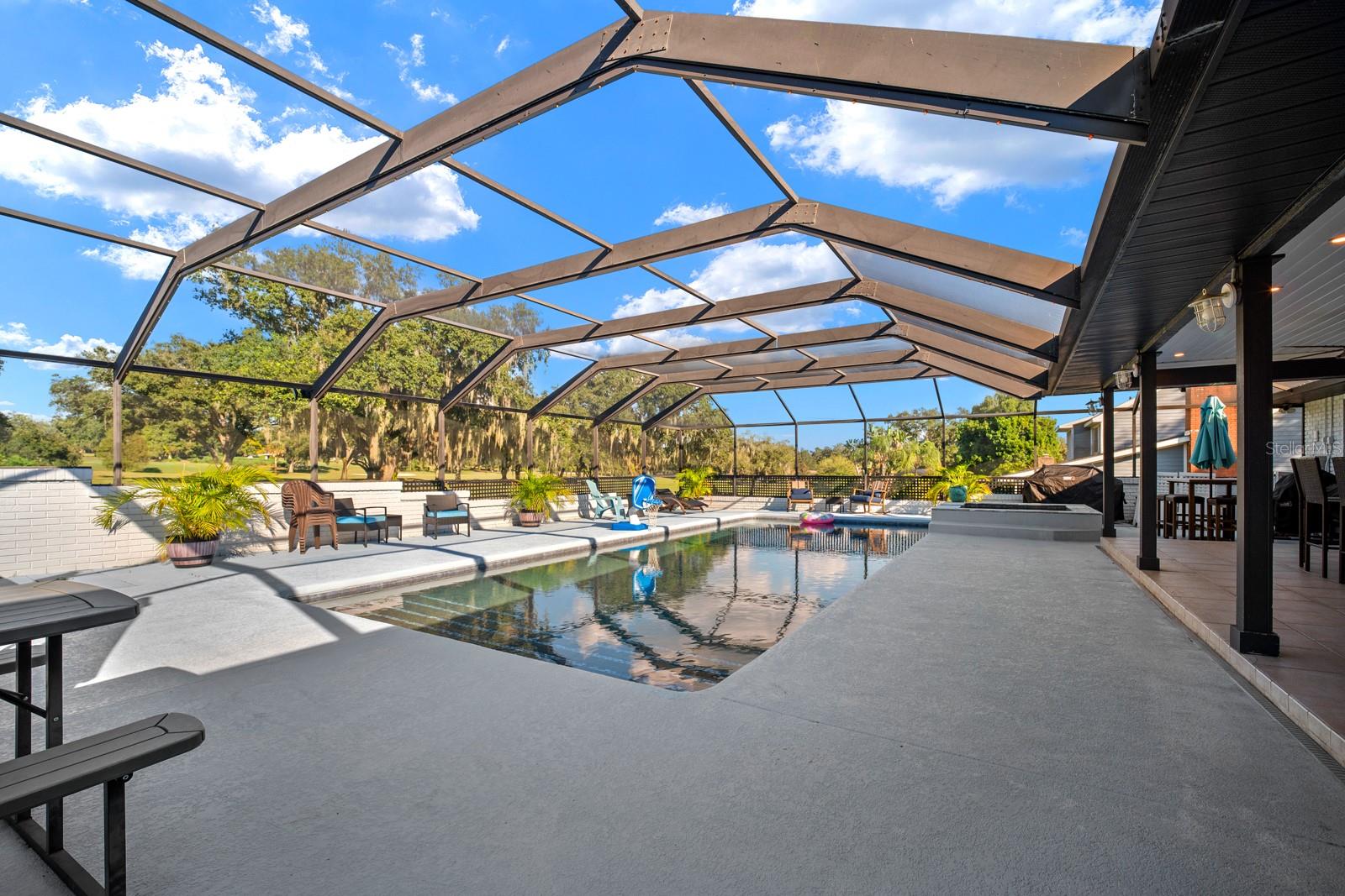 2709 FAIRWAY VIEW DR