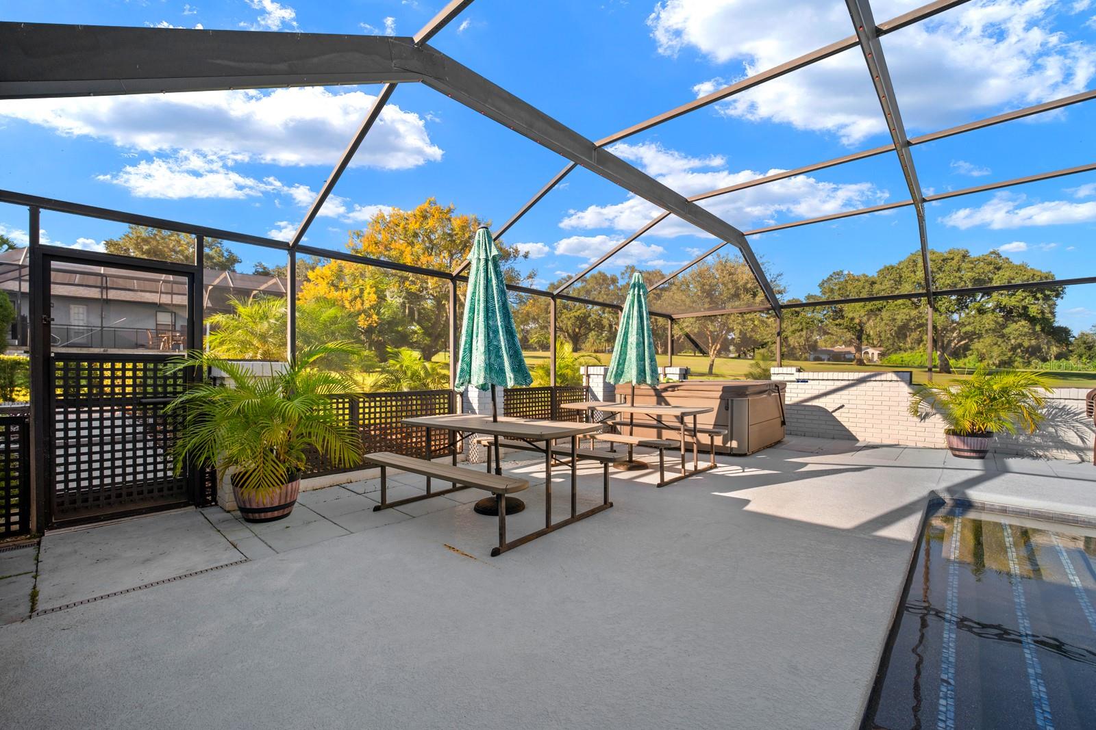 2709 FAIRWAY VIEW DR