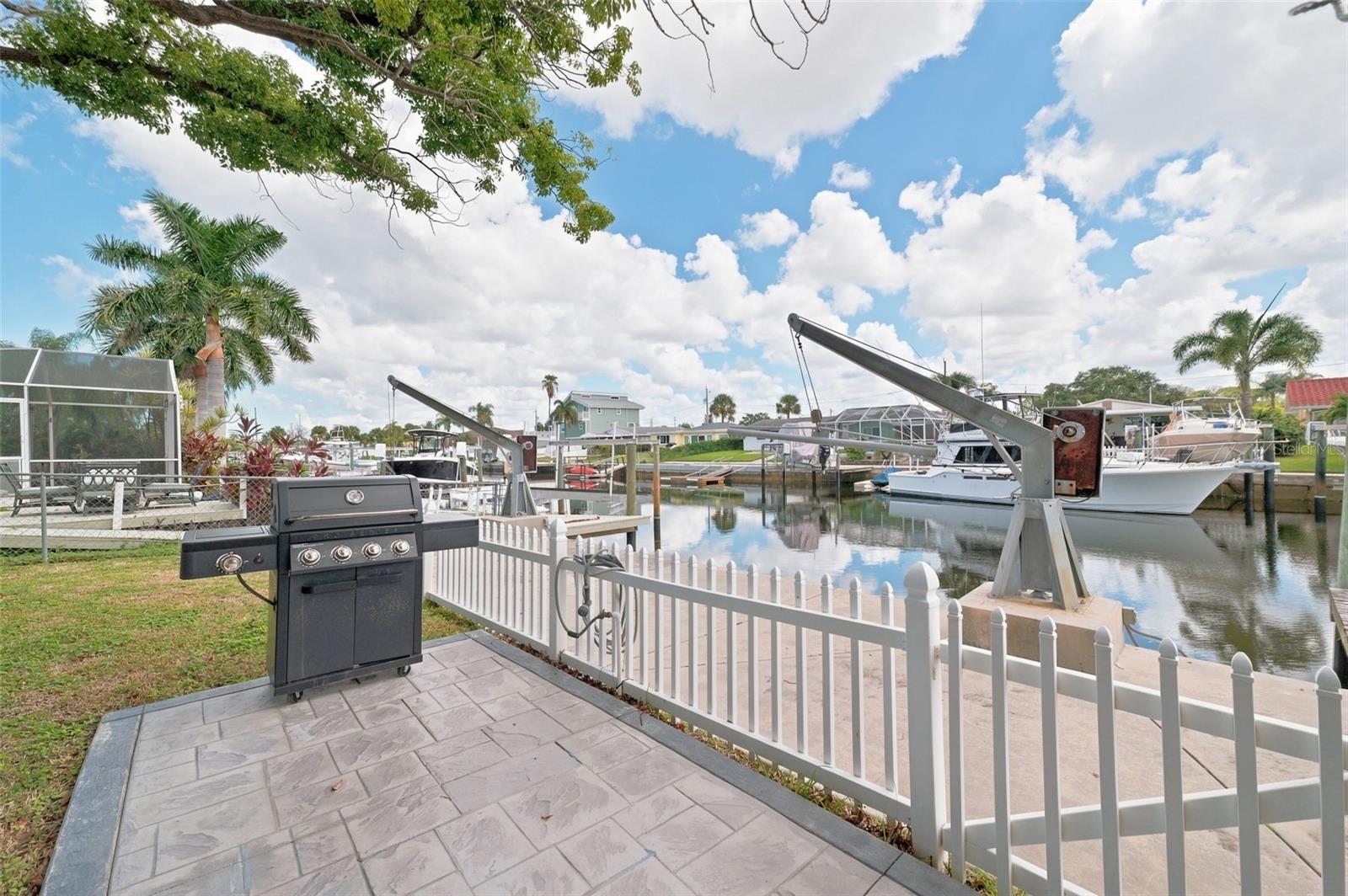 4920 PELICAN DR
