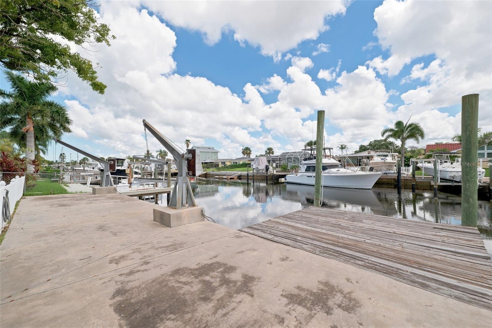 4920 PELICAN DR