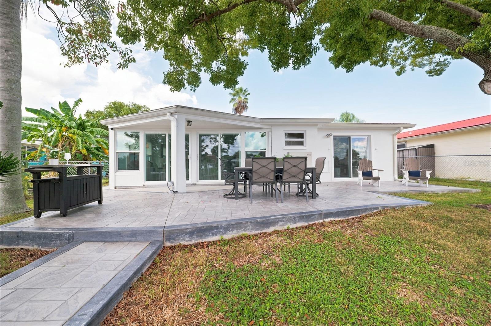 4920 PELICAN DR