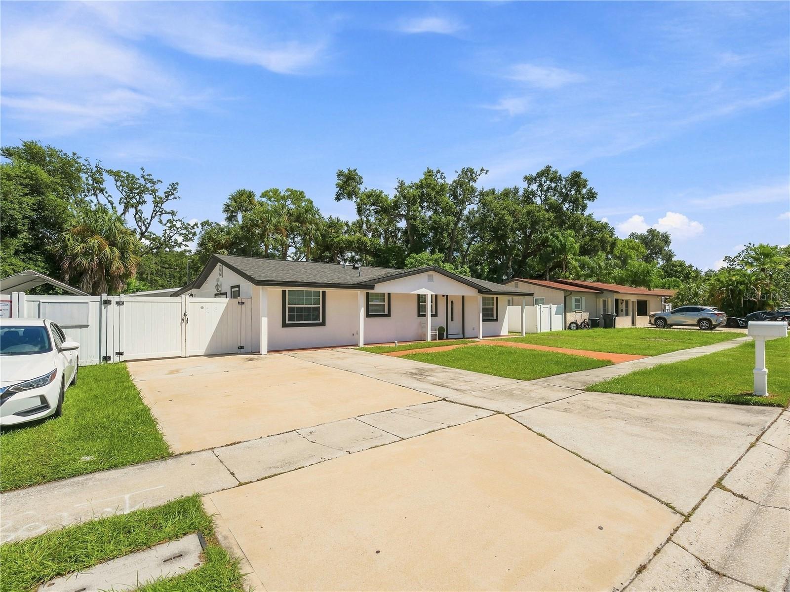 6529 LA MESA CIR