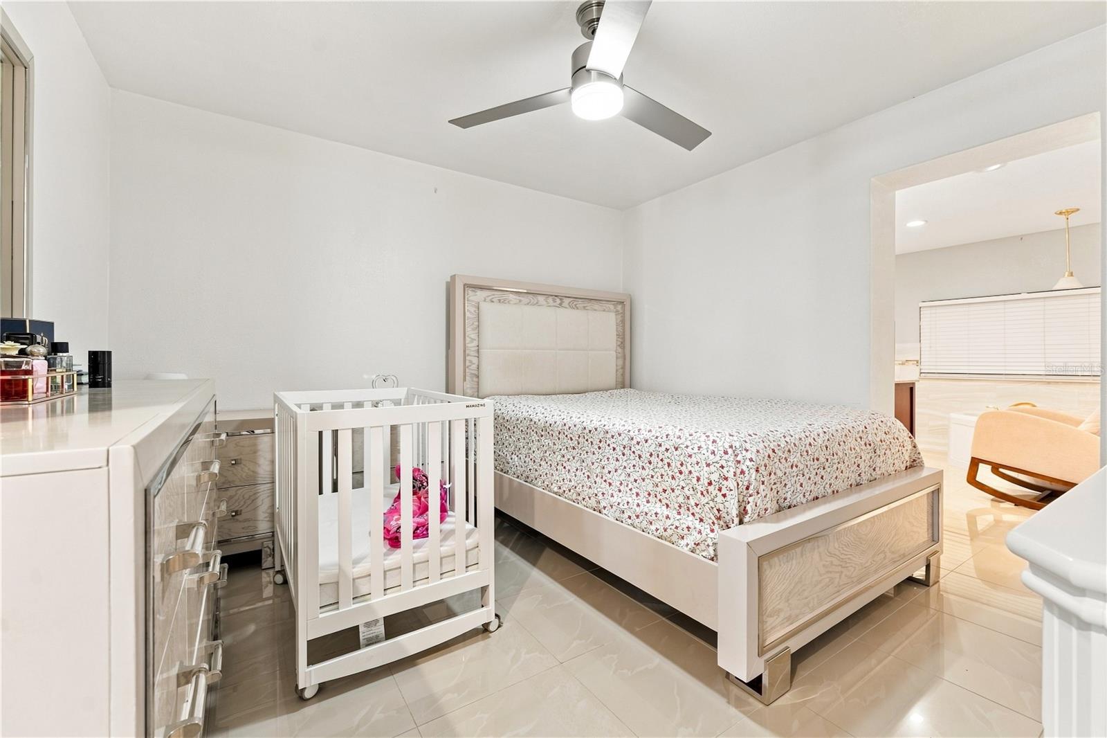 6529 LA MESA CIR