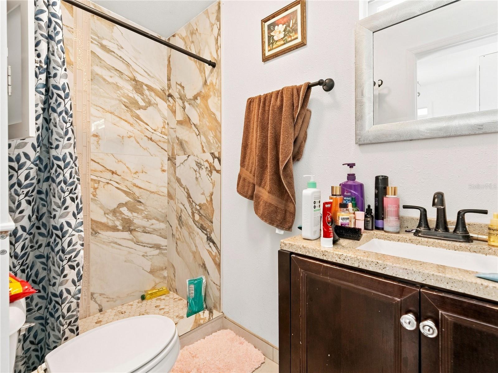 6529 LA MESA CIR