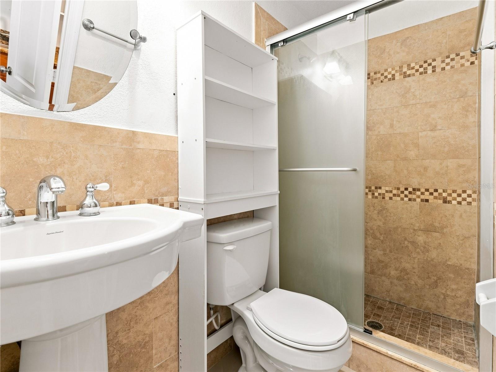 6529 LA MESA CIR