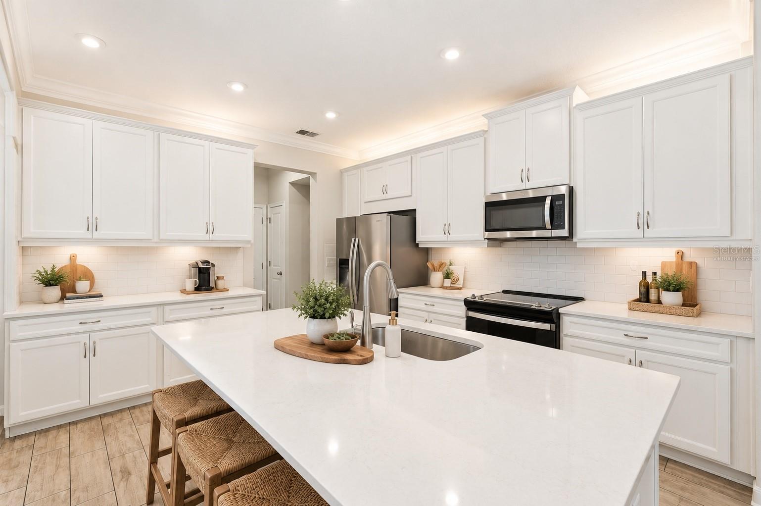 8342 WILDFLOWER GLEN AVE