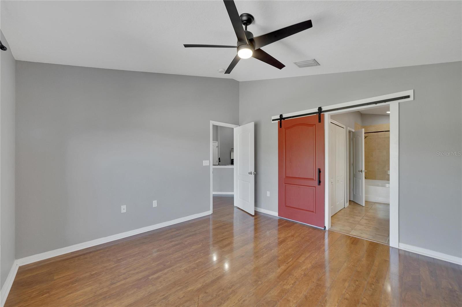 7001 INTERBAY BLVD ## 112