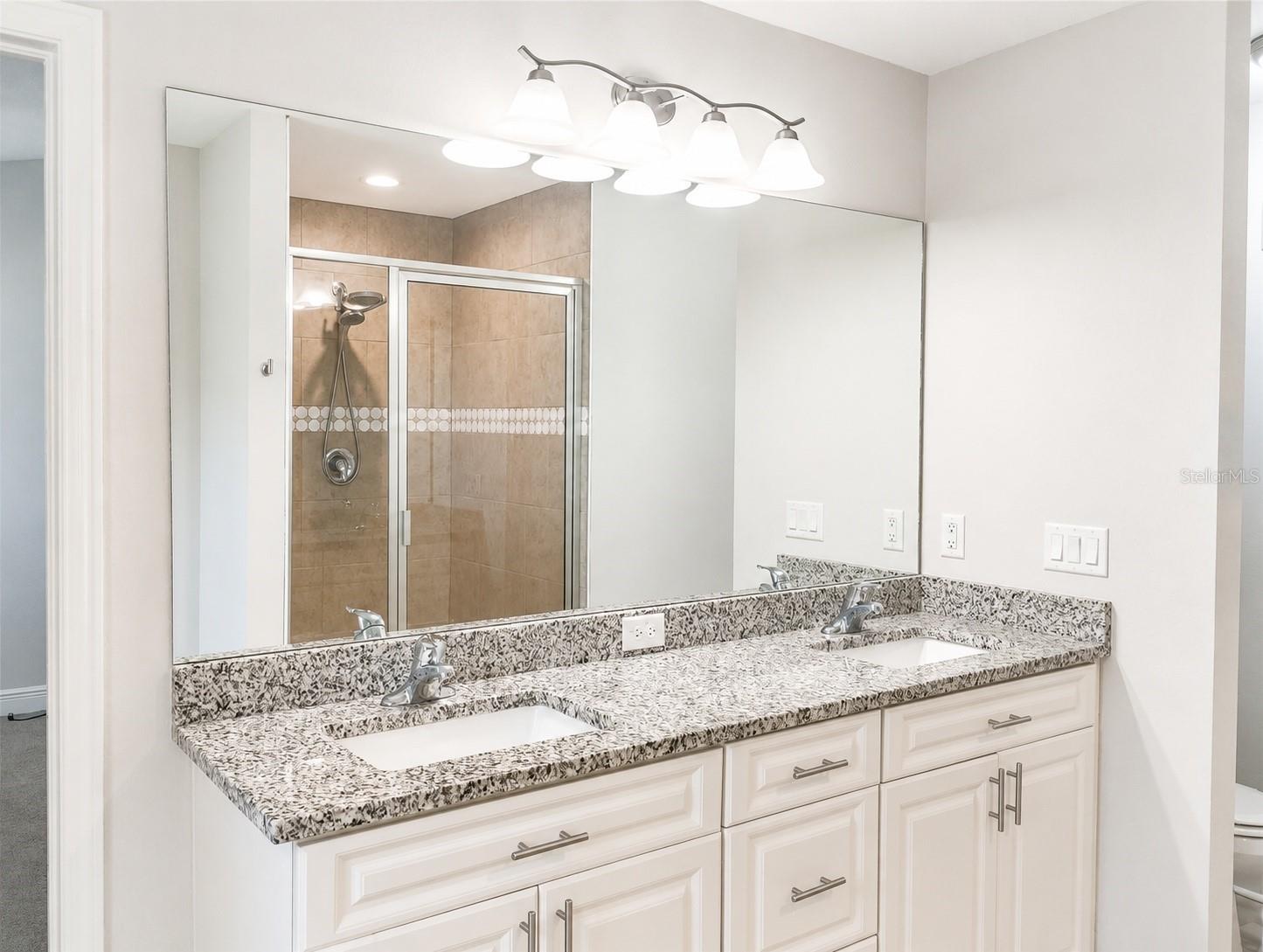 10114 BRIAR CIR