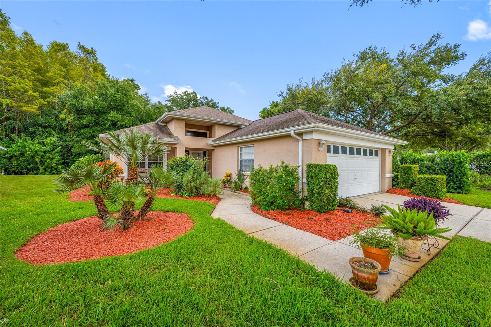 1044 DALESIDE LN