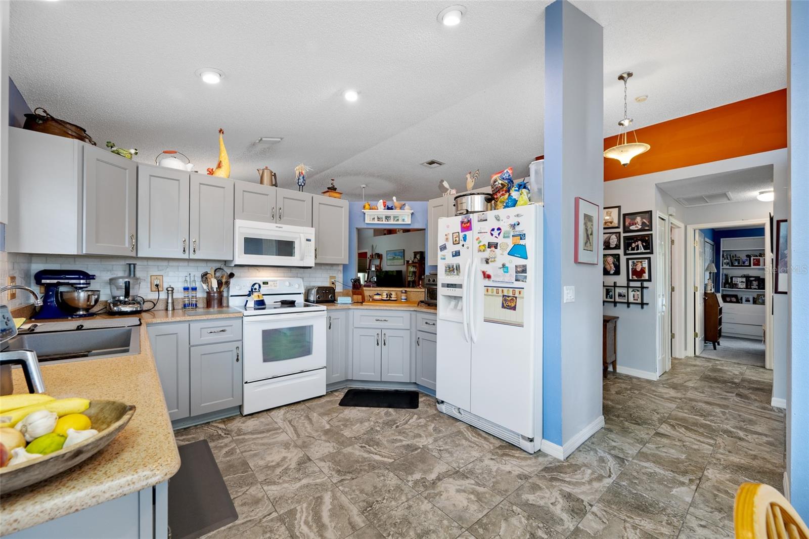 1044 DALESIDE LN
