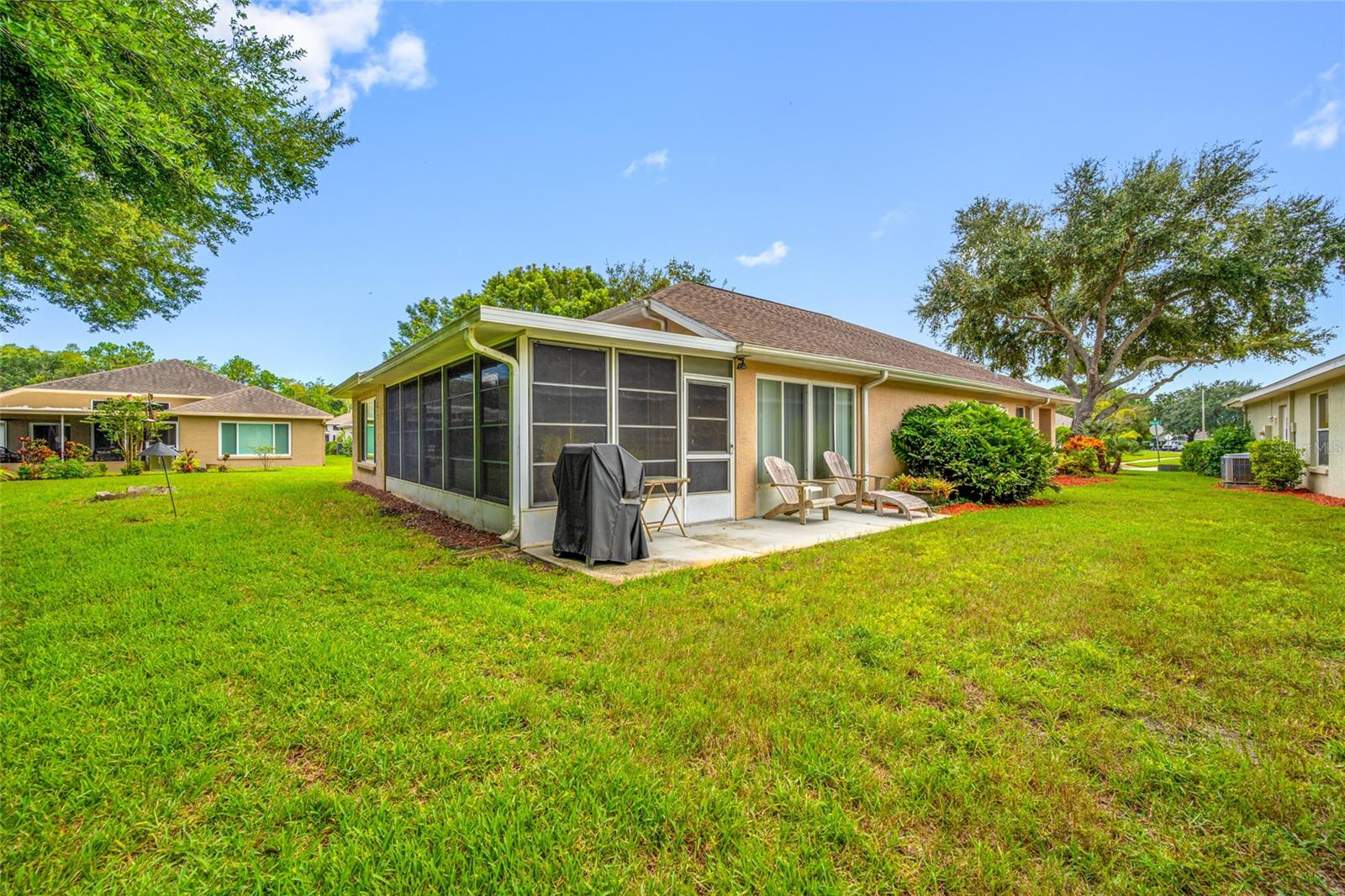 1044 DALESIDE LN