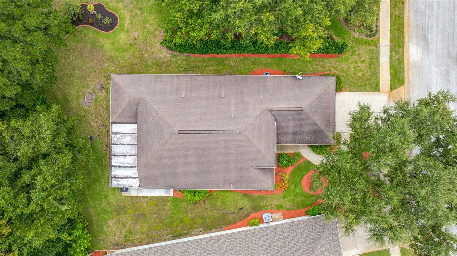 1044 DALESIDE LN