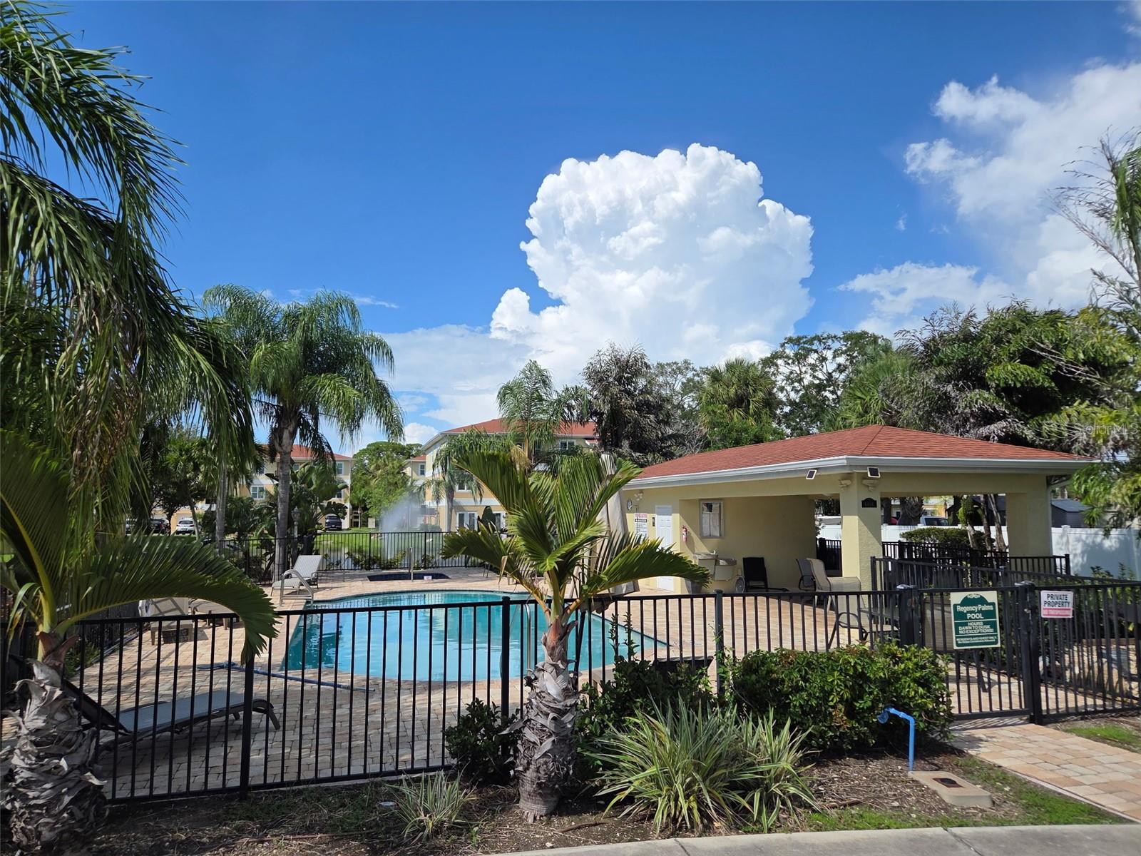 5111 ROYAL PALMS WAY #202