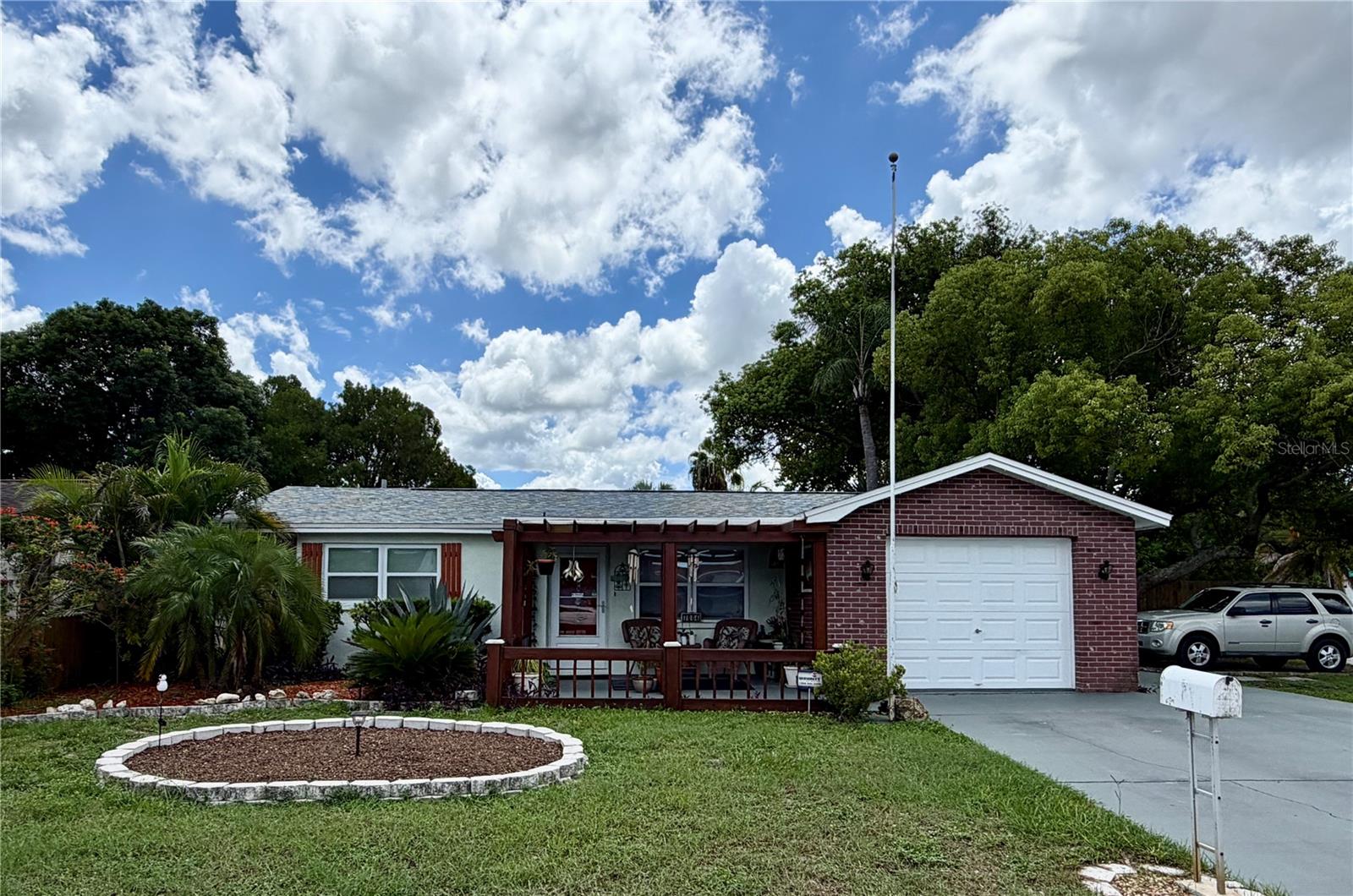 7004 Rockwood Dr, Port Richey