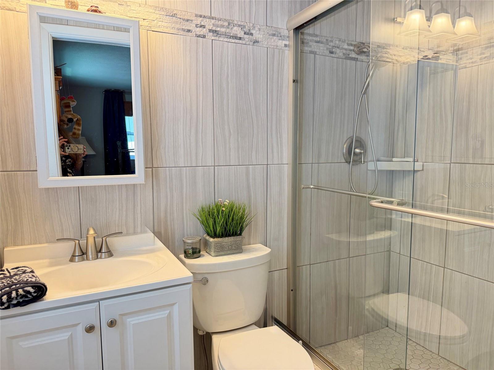 7004 ROCKWOOD DR