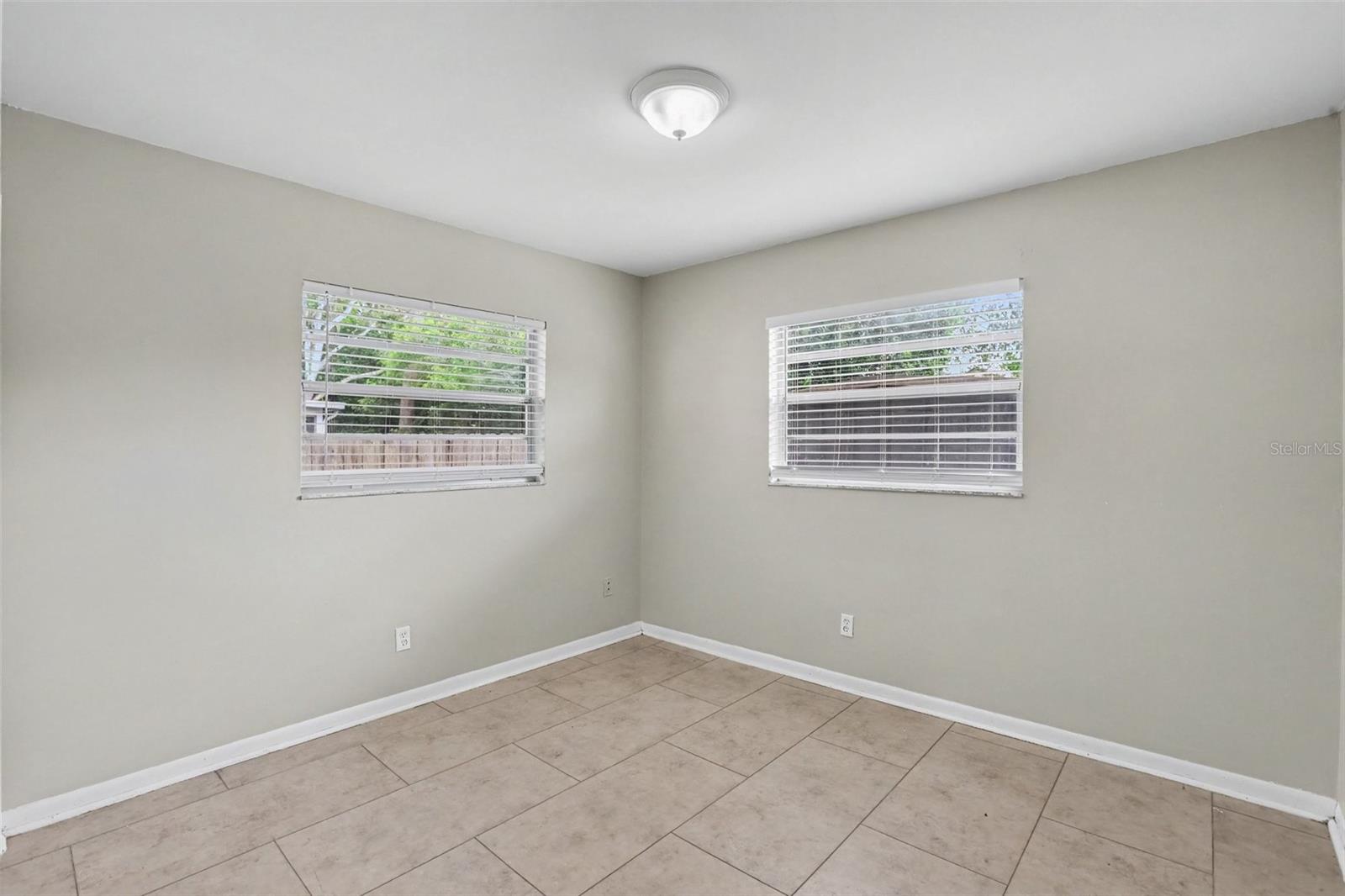1909 SHANNONWOOD CT