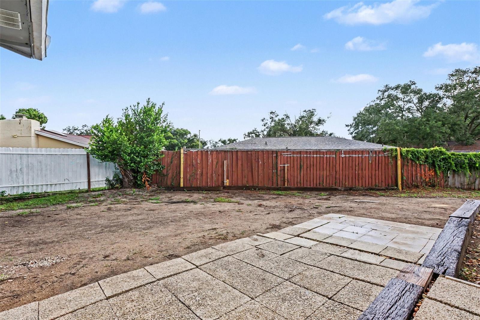 1909 SHANNONWOOD CT