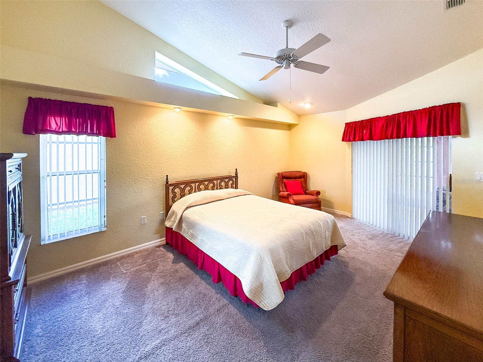 8533 CORAL CREEK LOOP