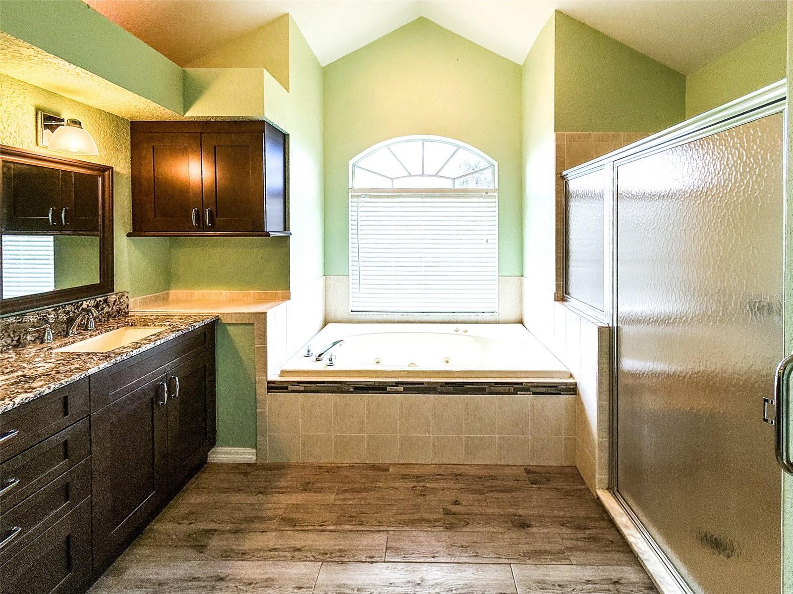 8533 CORAL CREEK LOOP