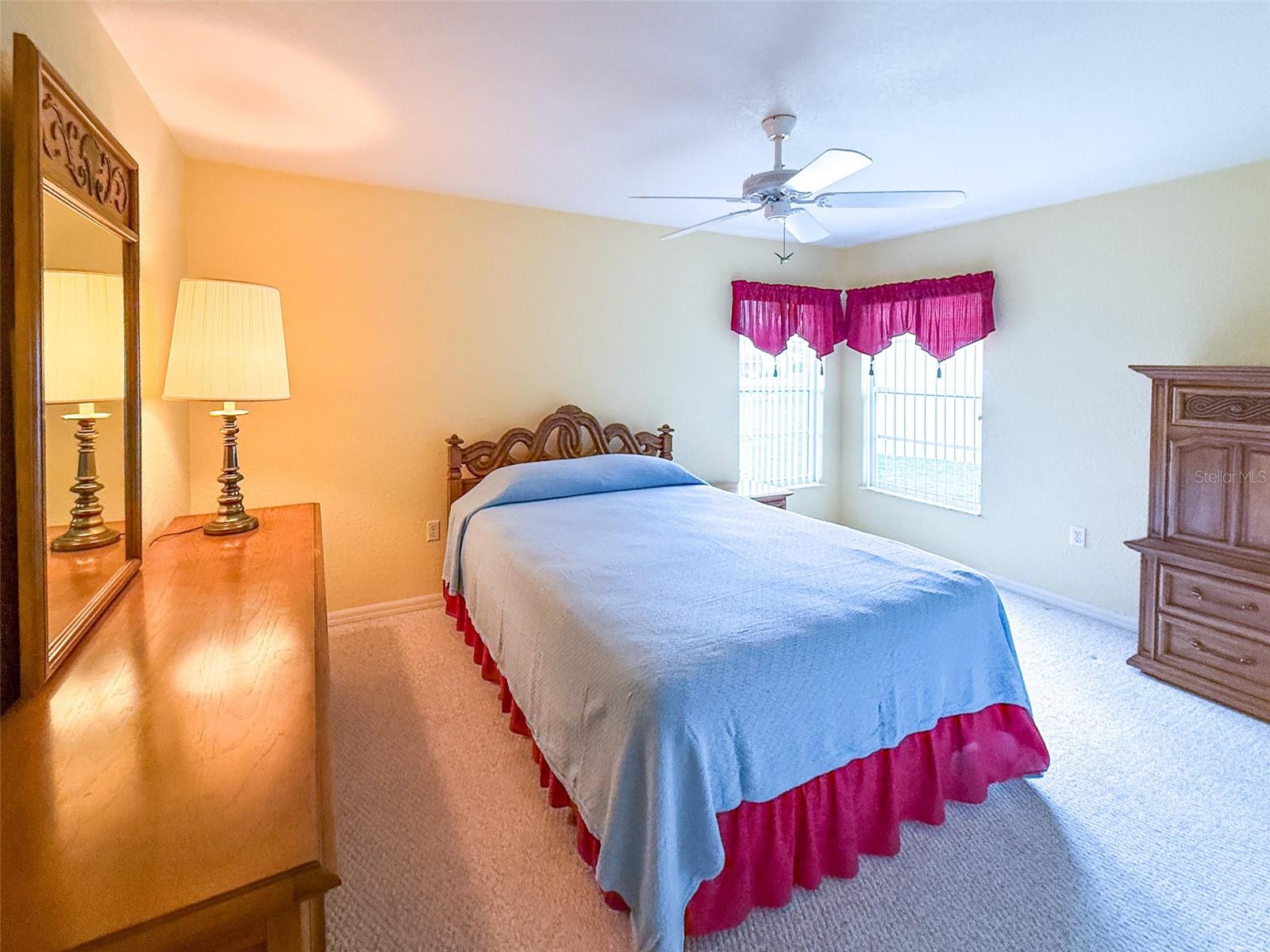 8533 CORAL CREEK LOOP