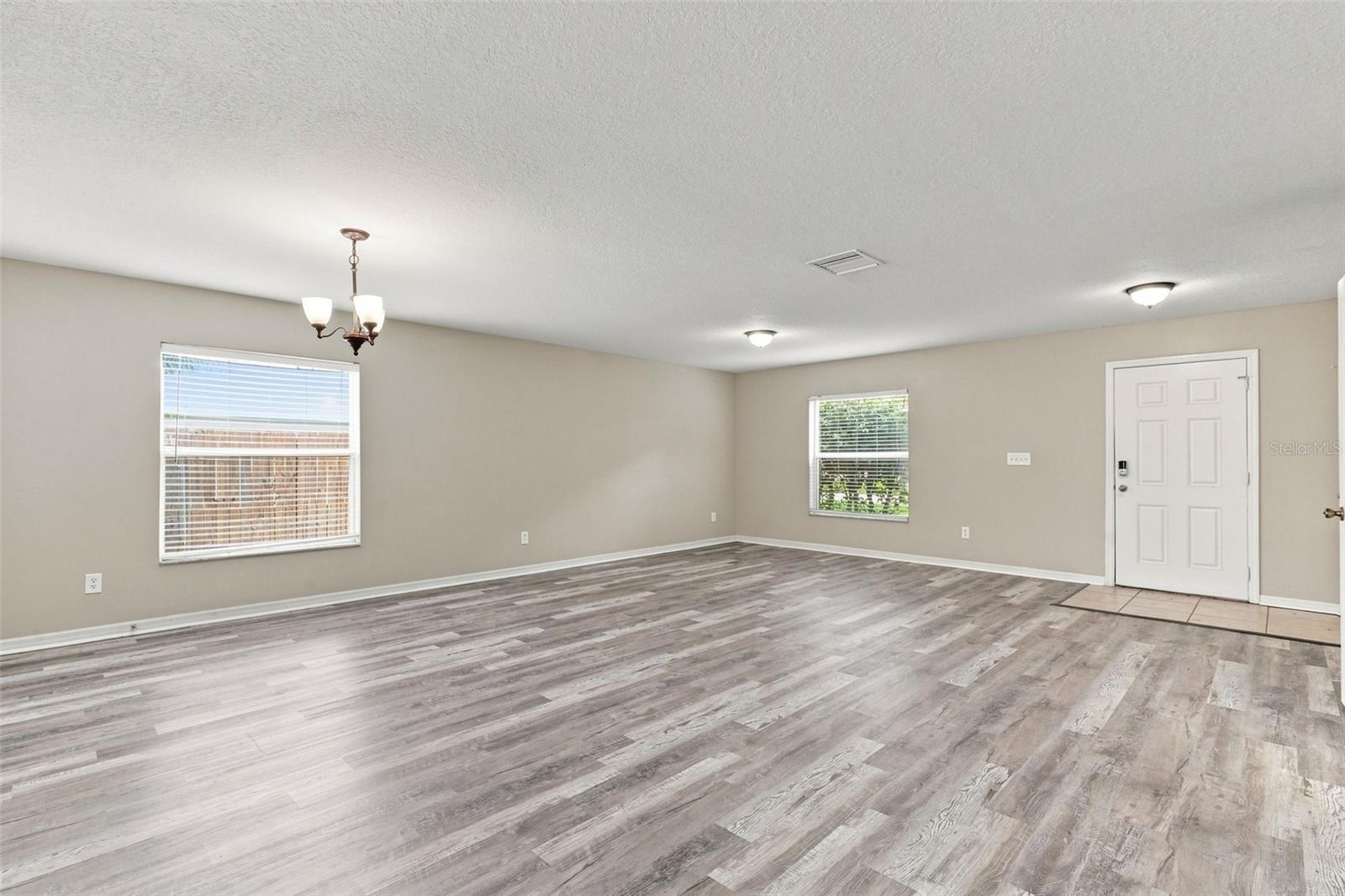 5123 CELLO WOOD LN